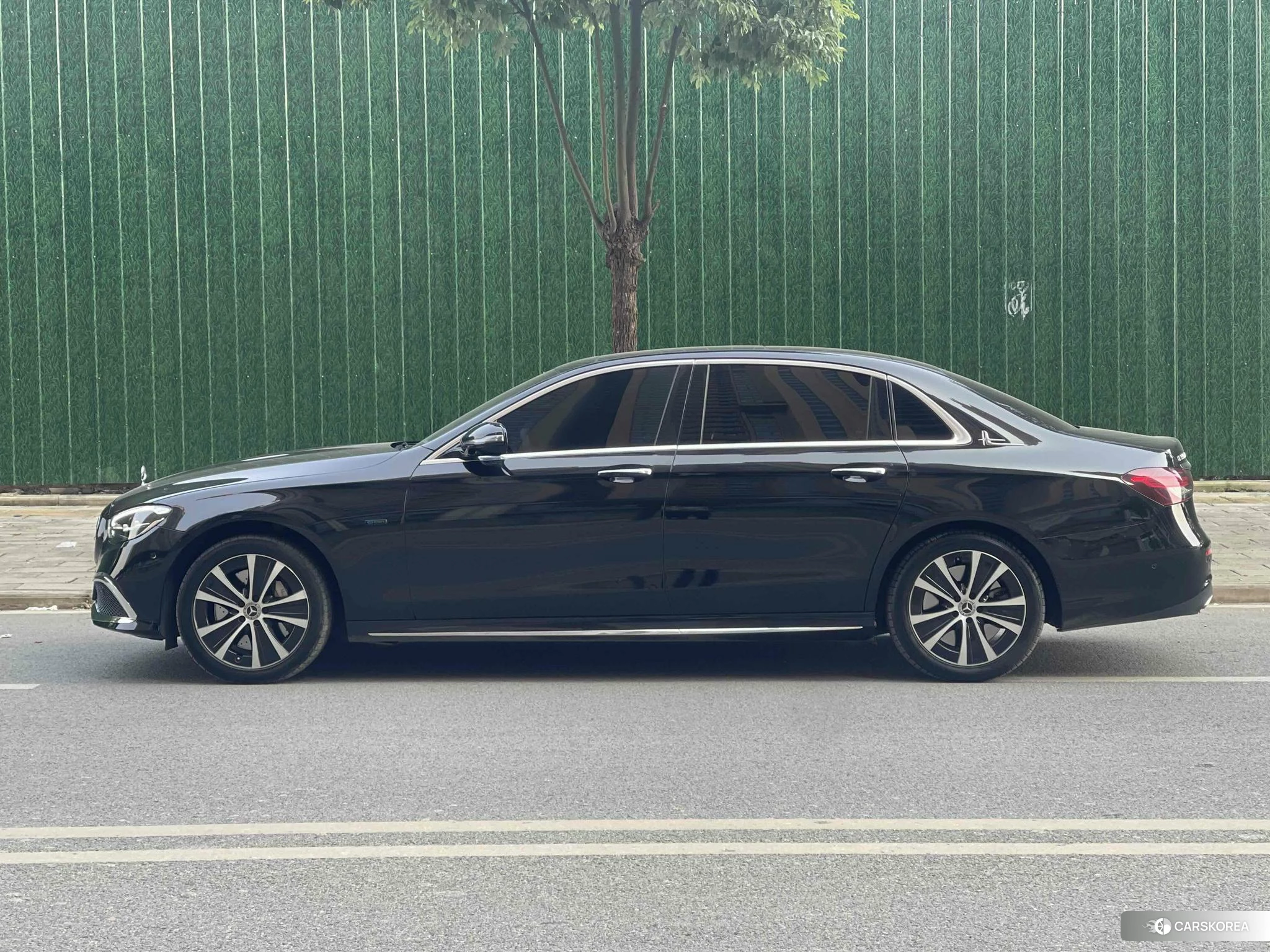 Mercedes-Benz E-class PHEV 2021 Черный из Китая, фото 3