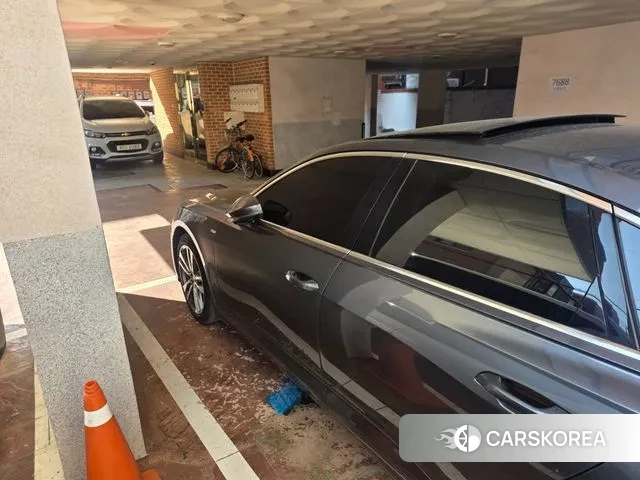 Audi A6 (C8) 2022 Серый из Кореи, фото 3