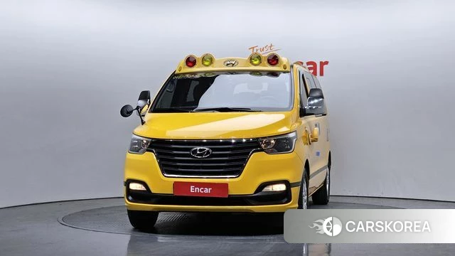 Hyundai The New Grand Starex id 3845436 из Кореи 13