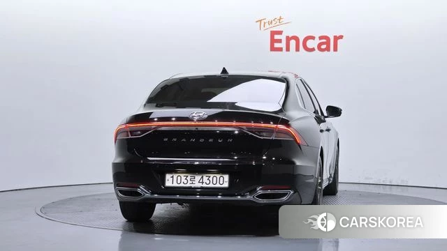 Hyundai The New Grandeur IG id 4604797 из Кореи 23