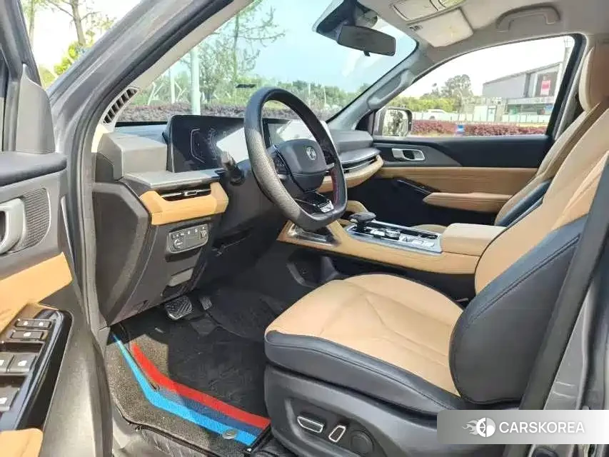 Chang'an Changan Lantuo 2023 Silver/gray из Китая, фото 3