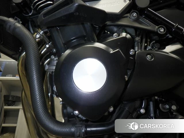 Engine photo
