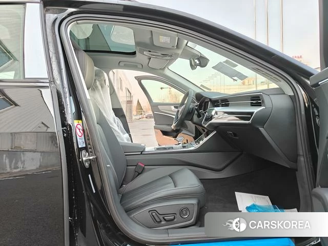 Audi A6 (import) id 3901815 из Китая 21