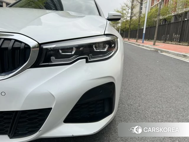 BMW 3 series id 4273571 из Китая 7