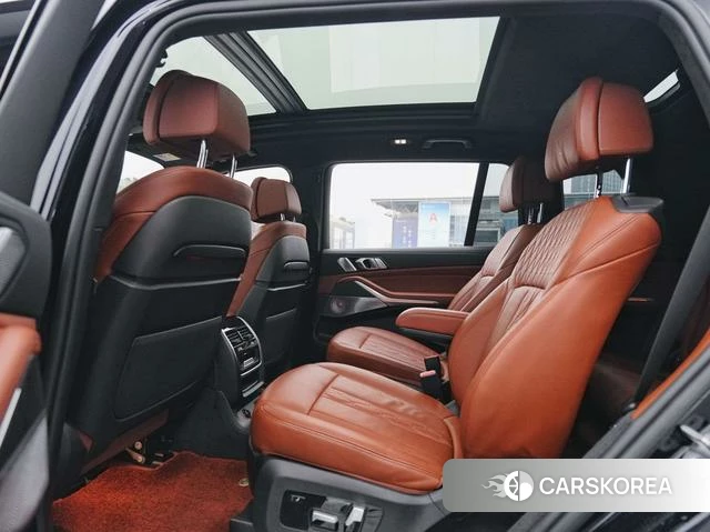 BMW X7 2021 Черный из Китая, фото 6