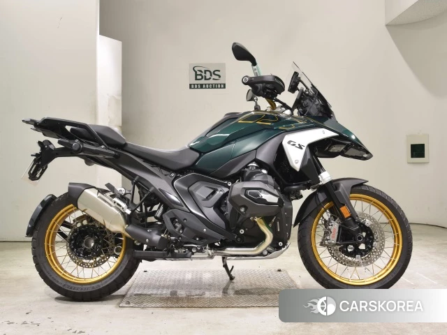 BMW R1300GS 2025 из Японии