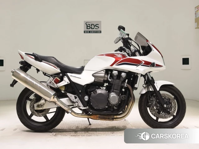 Проданный Honda CB1300SF BOLDOR 2011 из Японии, фото 3