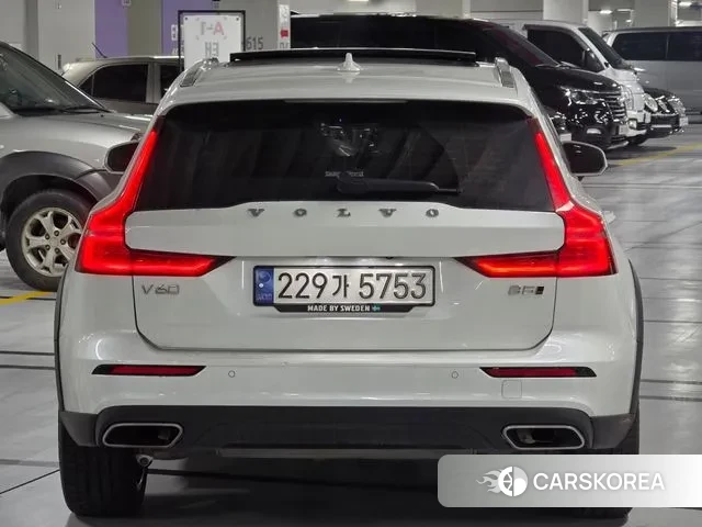 Volvo V60 Cross-Country 2nd Generation id 3451452 из Кореи 13