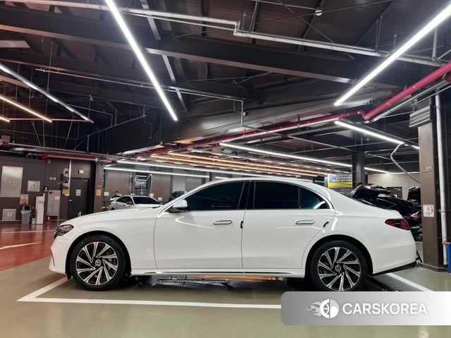 Mercedes-Benz E-Class W214 2026 Белый из Кореи, фото 3