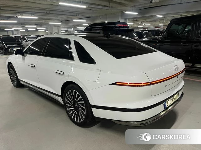Hyundai Grandeur Hybrid (GN7) id 4394832 из Кореи 13