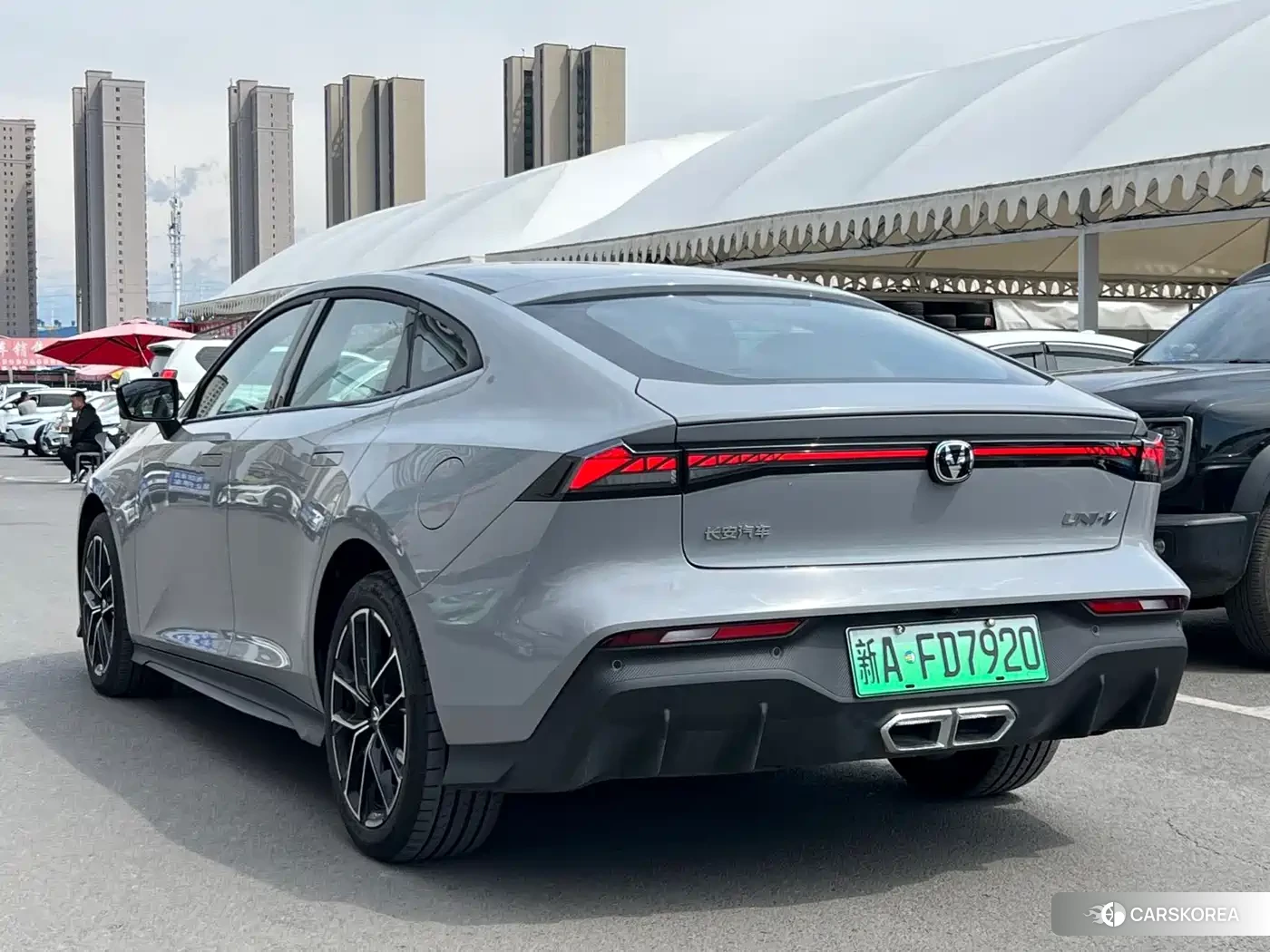 Chang'an UNI-V Smart iDD 2026 Silver/gray из Китая, фото 3