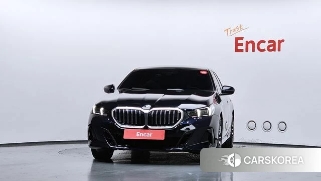 BMW 5 Series (G60) id 4523227 из Кореи 13