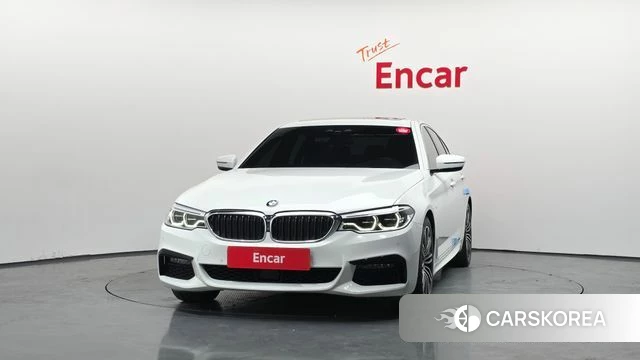 BMW 5 Series (G30) id 4180259 из Кореи 13