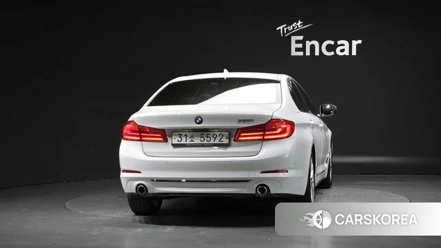 BMW 5 Series (G30) id 4667410 из Кореи 23