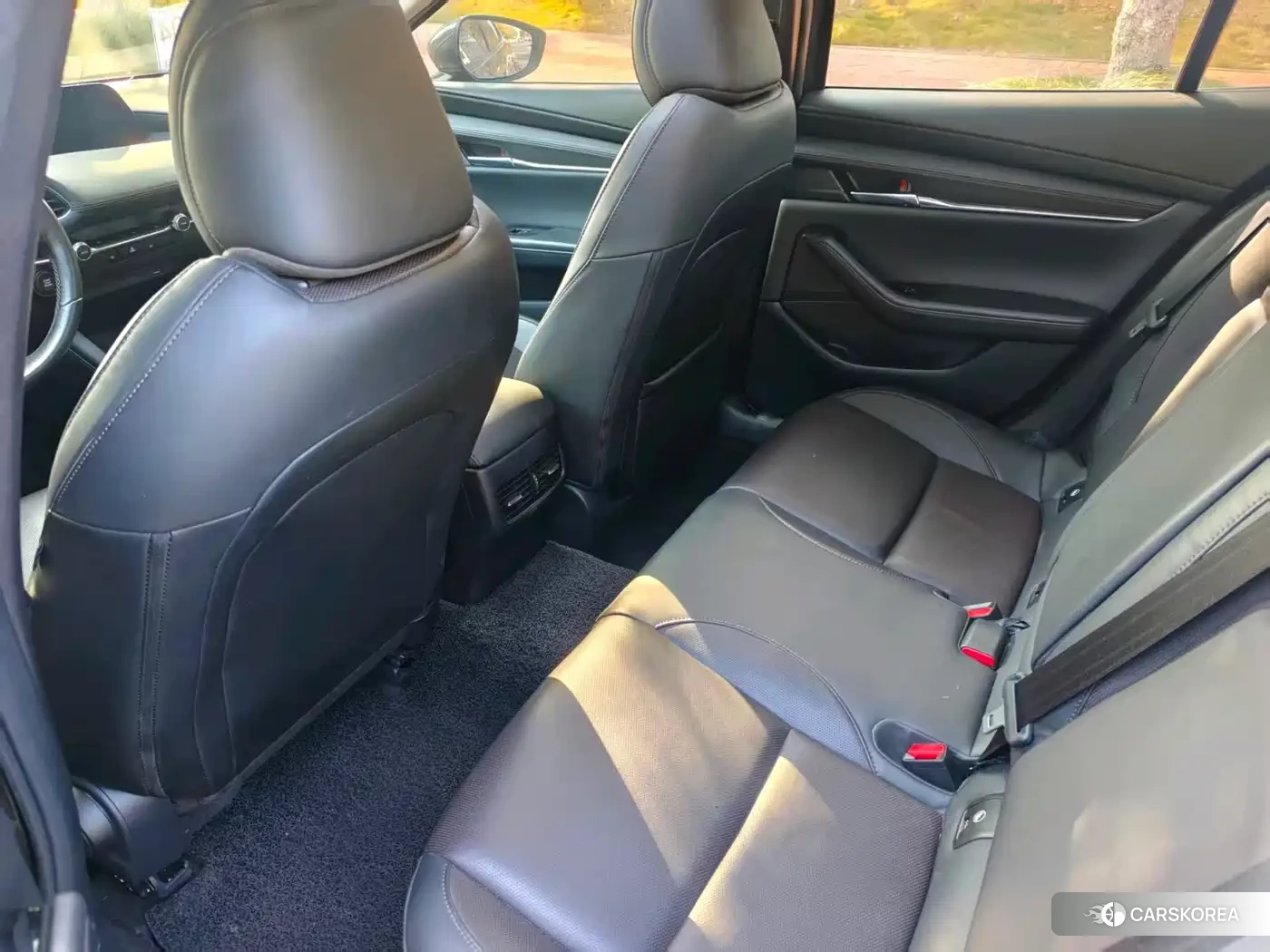 Mazda 3 2022 Silver/gray из Китая, фото 3