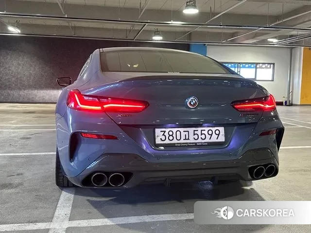 BMW 8 Series (G15) 2021 Небесно-голубой из Кореи, фото 5