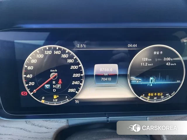 Mercedes-Benz E-Class W213 2019 Белый из Кореи, фото 4