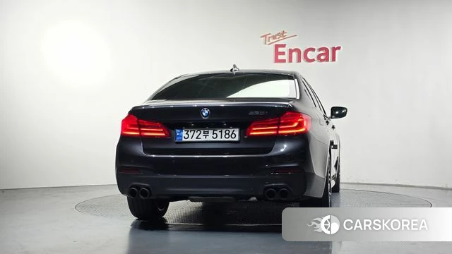 BMW 5 Series (G30) id 4345832 из Кореи 23