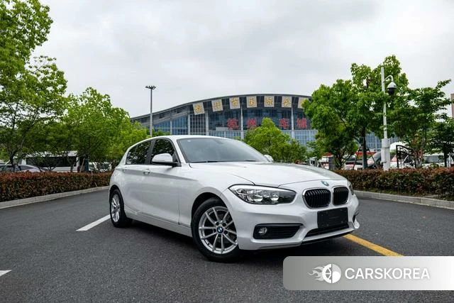 BMW 1 series (imported) 2019 Белый из Китая, фото 3