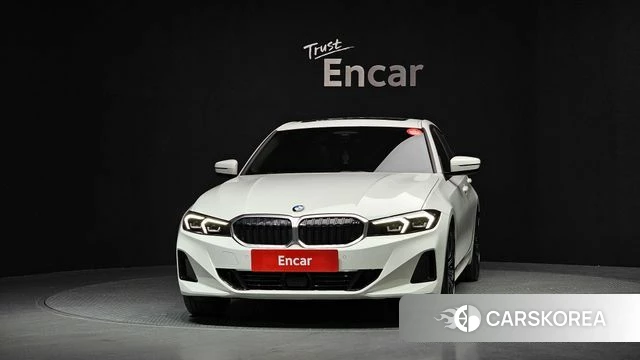 BMW 3 Series (G20) id 3896582 из Кореи 13