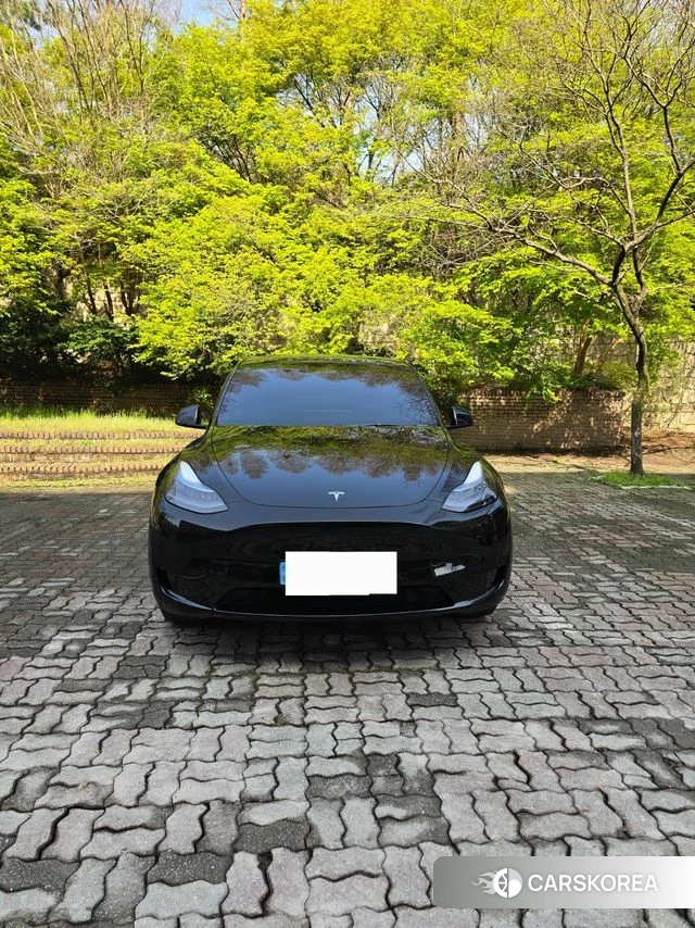 Tesla Model Y 2023 Черный из Кореи, фото 4