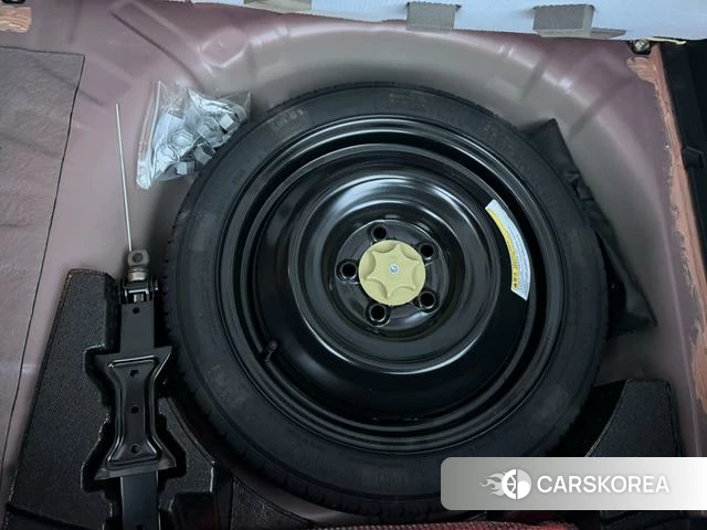 Nissan TIIDA id 4213972 из Китая 14
