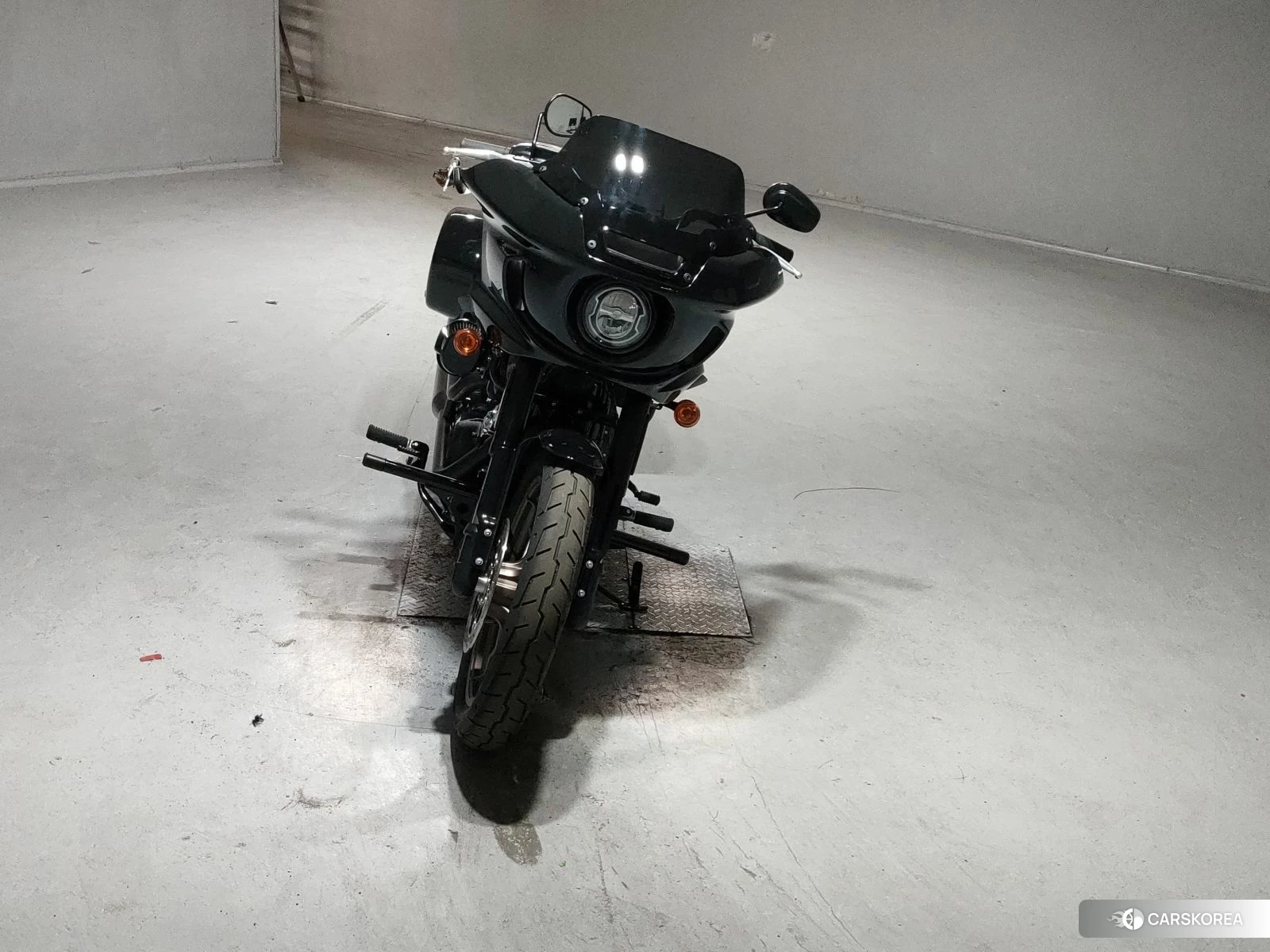 Harley-Davidson Softail Low Rider ST FXLRST1920 2024 из Японии, фото 4