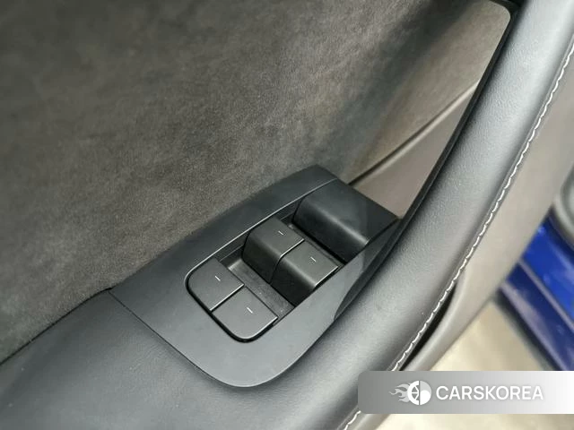 Tesla Model Y id 4254509 из Китая 12