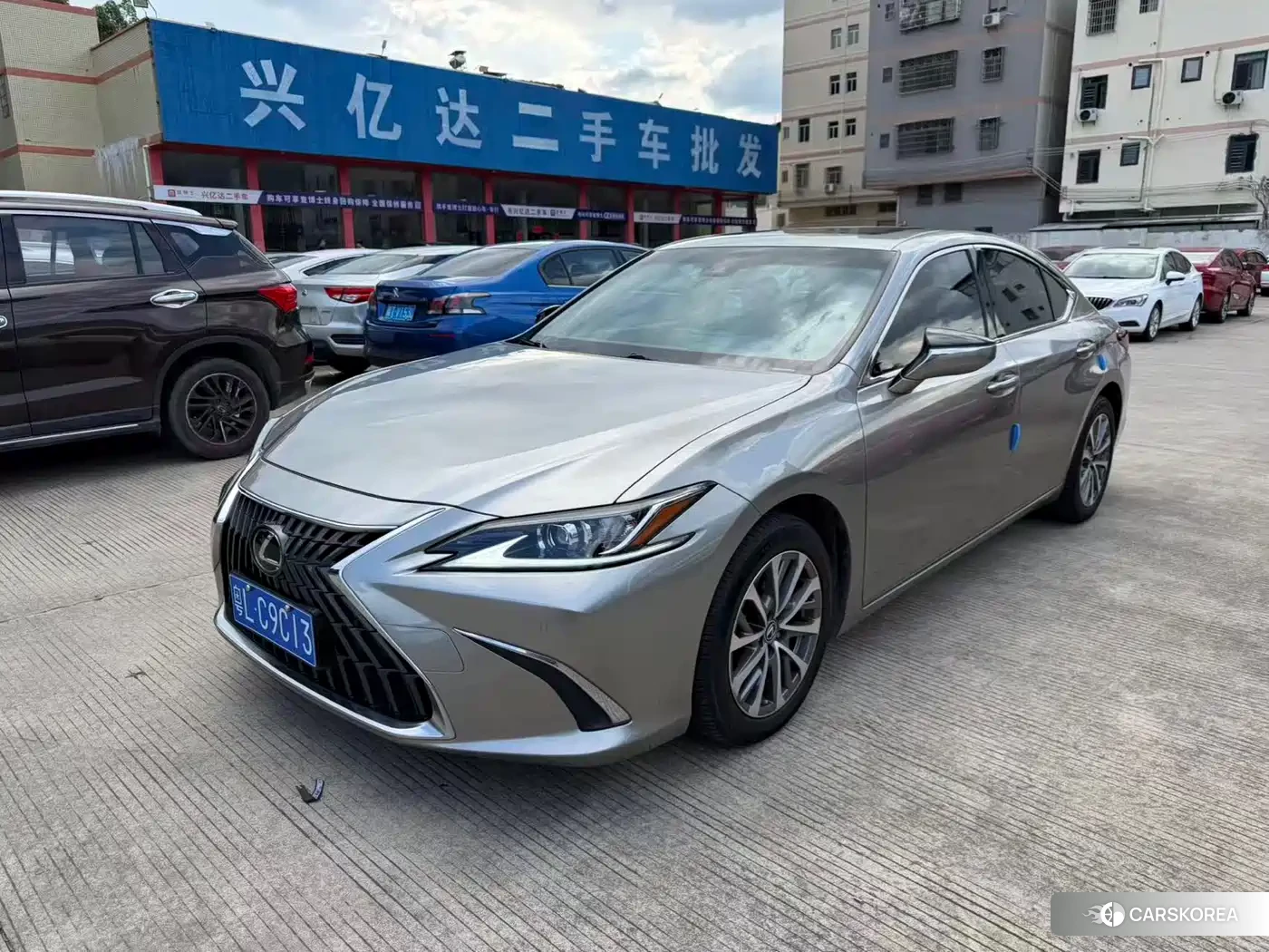 Lexus ES 2022 Silver/gray из Китая, фото 3