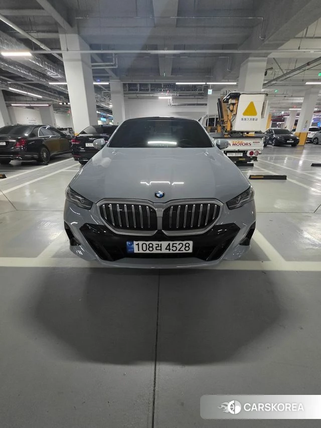 BMW 5 Series (G60) id 4916645 из Кореи 13