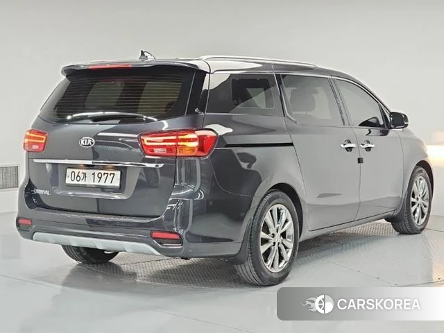 Kia The New Carnival id 3942985 из Кореи 13