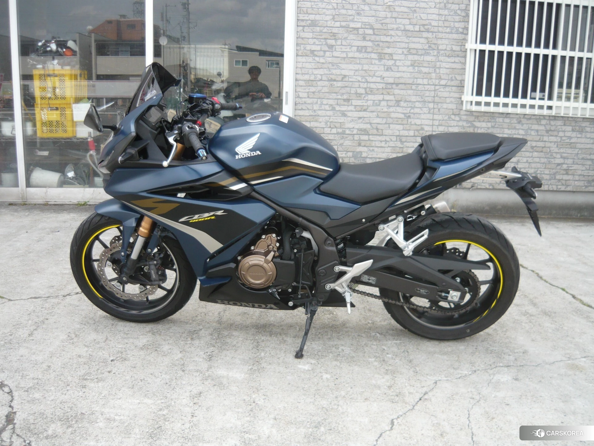 Проданный Honda CBR400R ABS 2023 из Японии