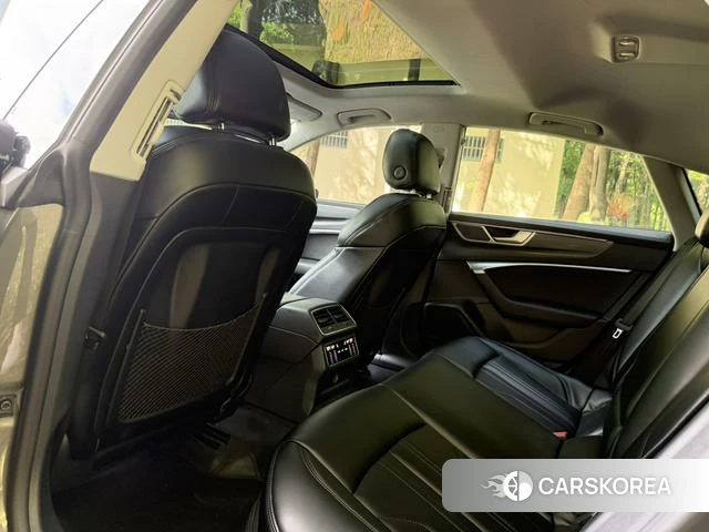Audi A7 2022 Черный из Китая, фото 5