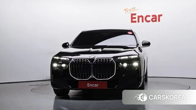 BMW 7 Series (G70) id 3523997 из Кореи 13