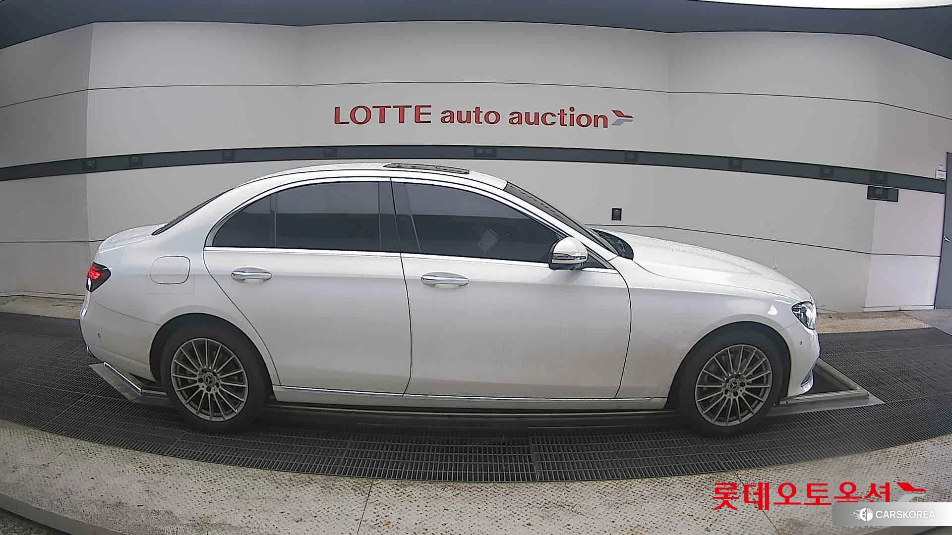 Mercedes-Benz Mercedes-Benz E250 id 4498463 из Кореи 23