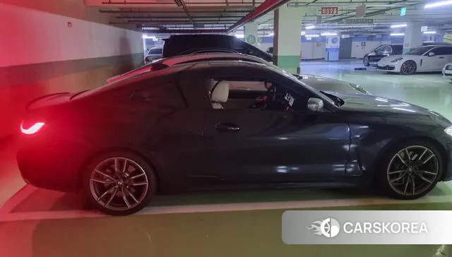 BMW 4 Series (G22) 2021 Черный из Кореи, фото 3