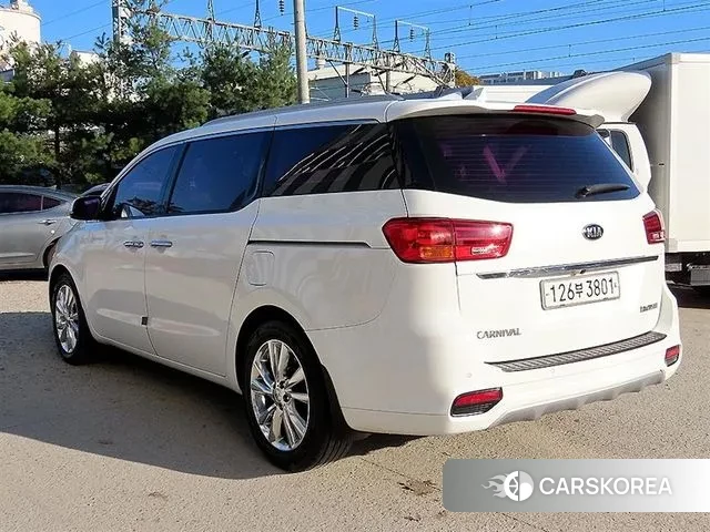 Kia The New Carnival id 3622583 из Кореи 13
