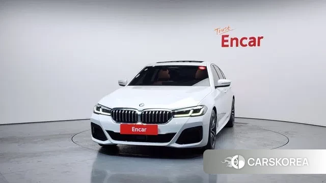 BMW 5 Series (G30) id 3635196 из Кореи 13