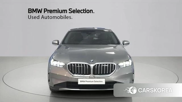 BMW 5 Series (G60) id 4602228 из Кореи 13