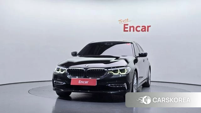 BMW 5 Series (G30) id 3796162 из Кореи 13