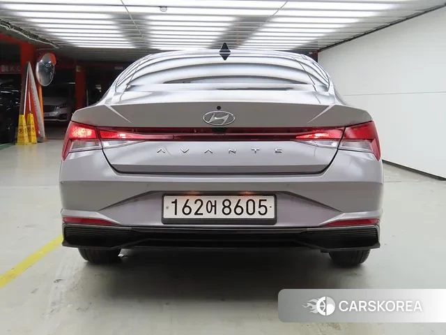Hyundai Avante Hybrid (CN7) id 3586627 из Кореи 13