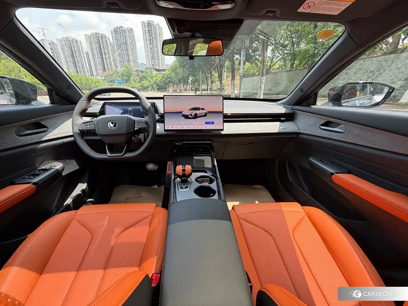 Chang'an UNI-V 2025 Silver/gray из Китая, фото 3