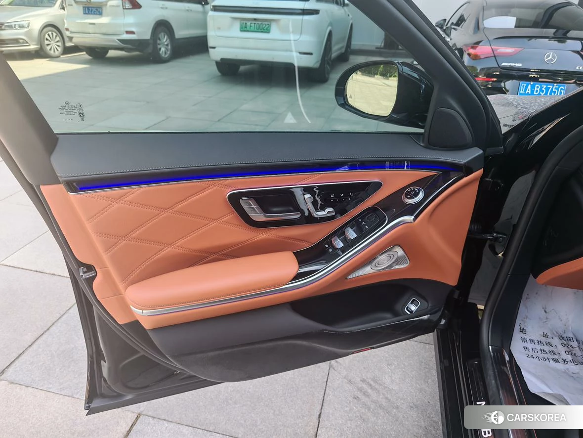 Mercedes-Benz Maybach S-class 2025 Черный из Китая, фото 4