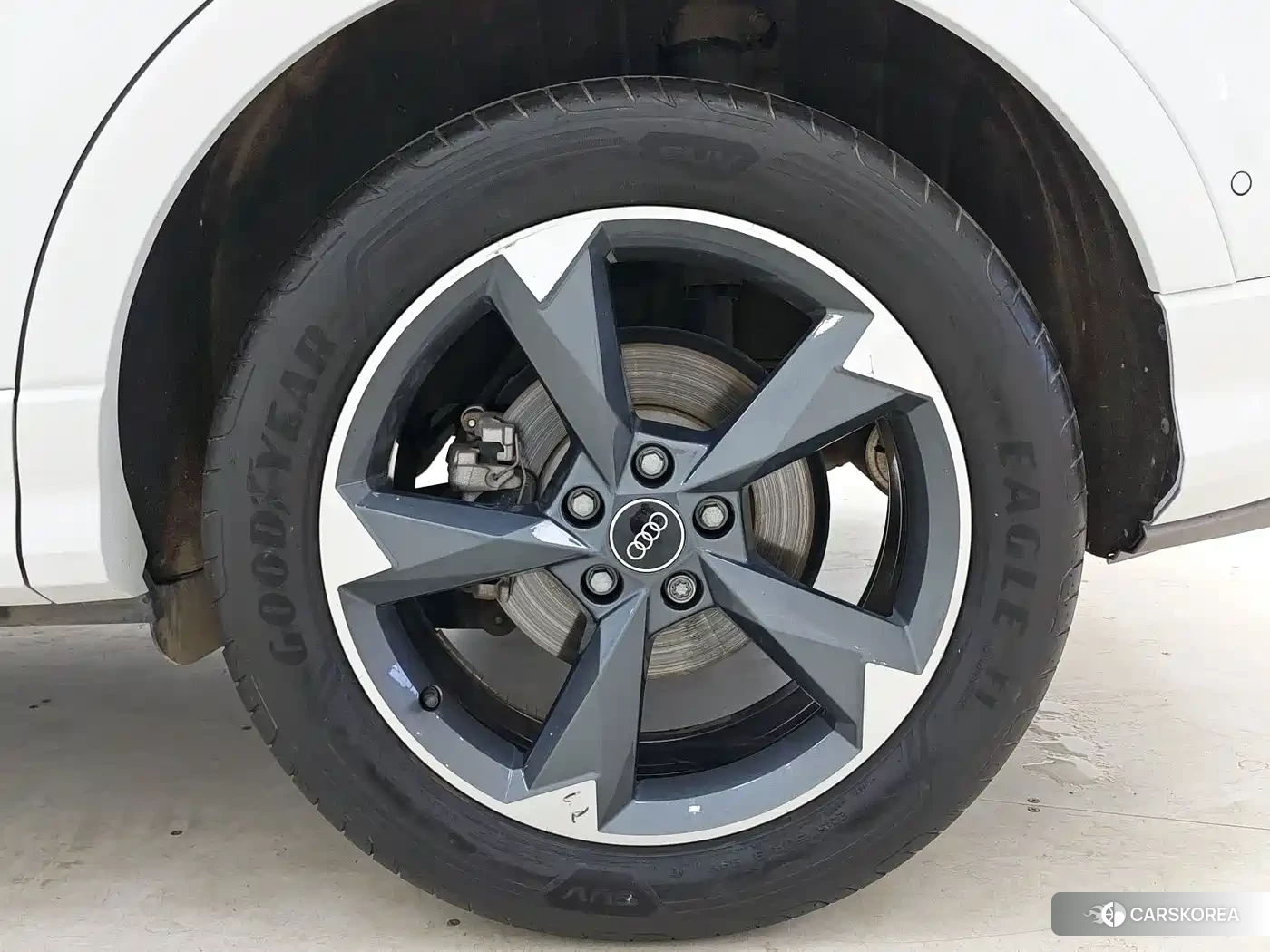Audi Q3 id 4649243 из Китая 10