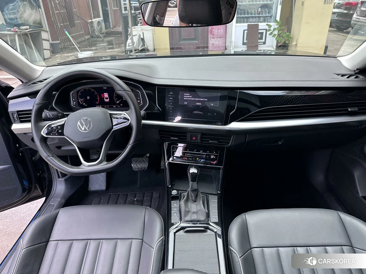 Volkswagen Passat 2022 Черный из Китая, фото 5