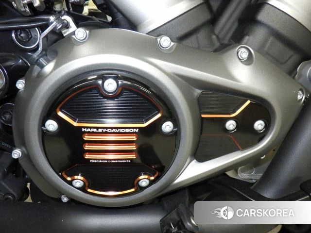 Engine photo