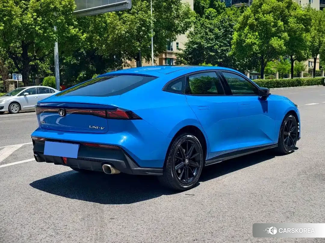 Chang'an UNI-V id 4653939 из Китая 9