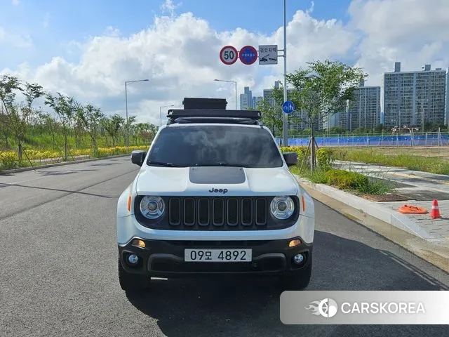 Jeep Renegade 2018 Белый из Кореи, фото 4