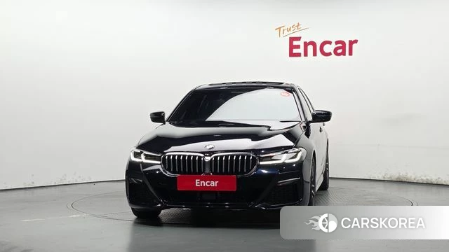 BMW 5 Series (G30) id 4675861 из Кореи 23
