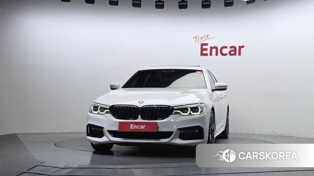 BMW 5 Series (G30) id 4850040 из Кореи 23